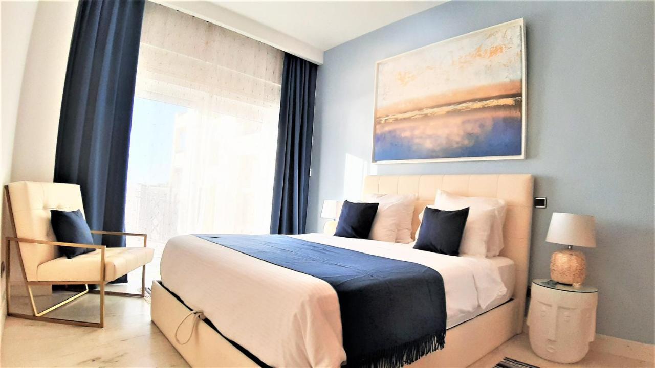 Potato Beach Apartment At Beach Front & Sea View 라고스 외부 사진